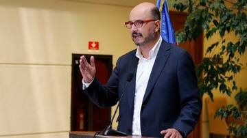 Diputado Ilabaca (PS) coincide con preocupaciones del PC por reforma de pensiones: “El Gobierno ha renunciado a poder modificar el mercado de las AFP”
