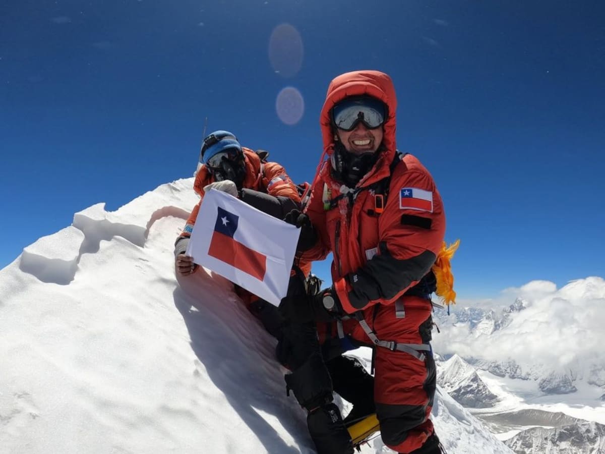 La historia de Hernán Leal, chileno que conquistó el Everest y creó una multinacional: “La cima más difícil es uno mismo”