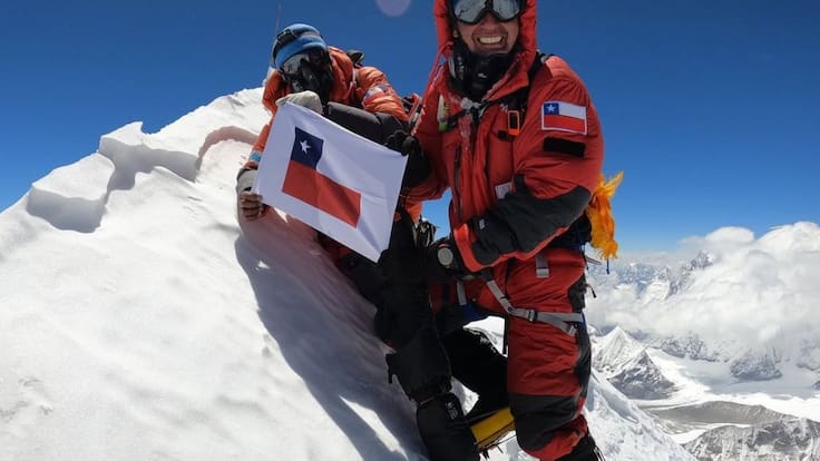La historia de Hernán Leal, chileno que conquistó el Everest y creó una multinacional: “La cima más difícil es uno mismo”
