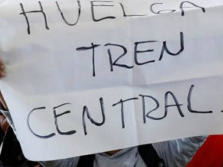 Trabajadores del Tren Central ya suman 19 días de huelga legal