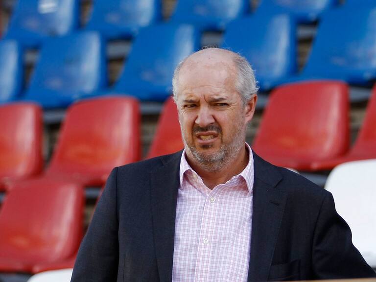 Juan Tagle se lanza contra Bascuñán por supuesto penal no pitado a Católica: «No se entiende el criterio para no cobrar una mano clara»