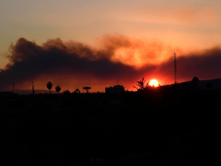 Senapred ordena evacuar sectores en Limache y Concón producto de incendios forestales