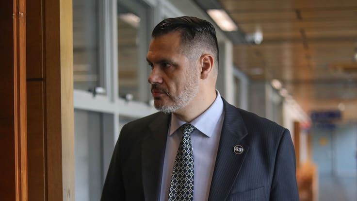 Defensa de Claudio Crespo llama a fiscalía a no apelar a absolución del excarabinero: “Ojalá no recurran y termine este triste episodio”