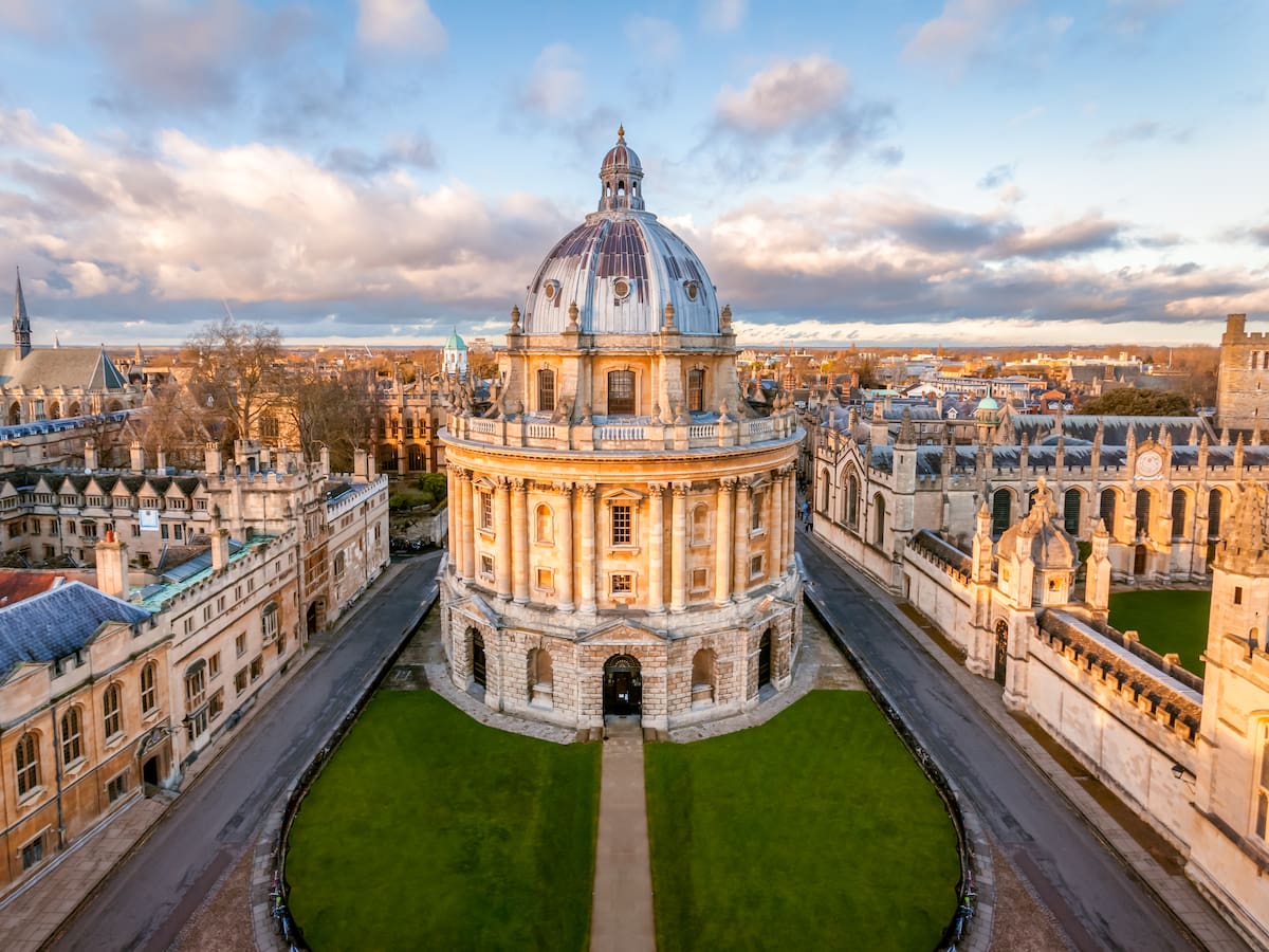Una de ellas es la mejor pagada: Universidad de Oxford reveló las carreras más estresantes para los chilenos
