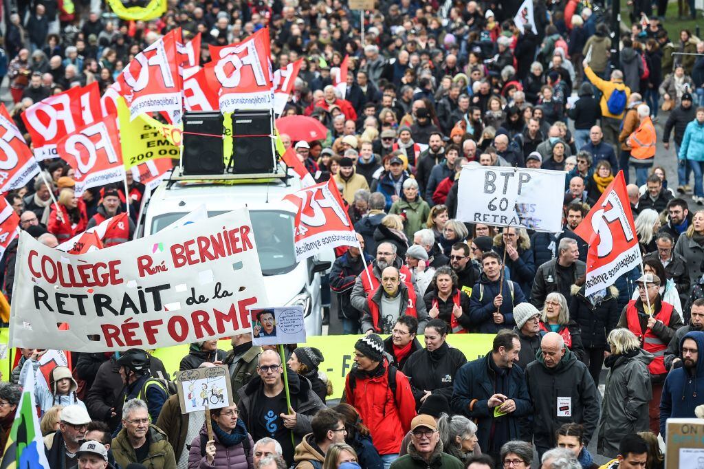 Gobierno francés, sindicatos y otros partidos, Reformas laborales conversadas en conjunto, manifestaciones, Emmanuel Macron, nueva jornada de movilización y huelgas,
