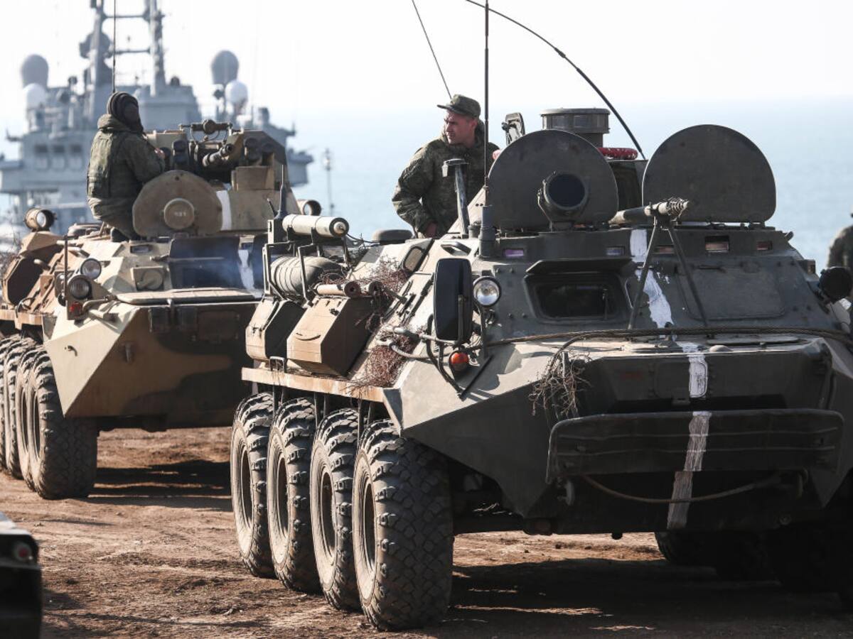 Rusia asegura que finalizaron parte de las maniobras militares que realizaban con Bielorrusia