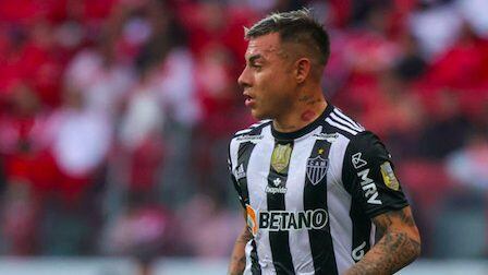 Eduardo Vargas vueve a sumar minutos con el Atlético Mineiro