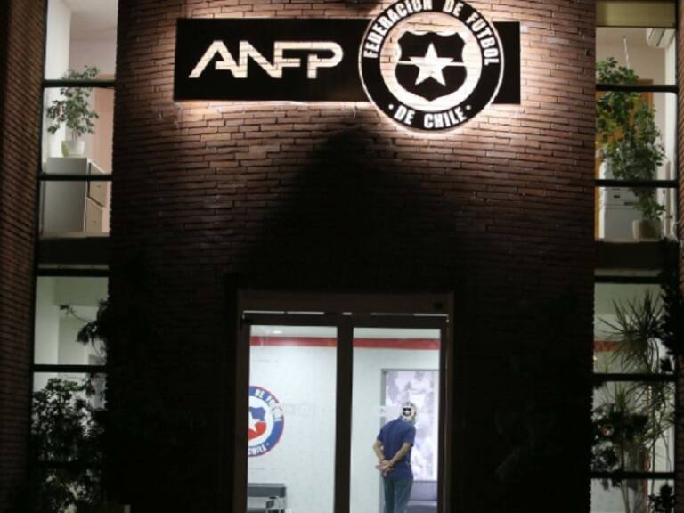 La ANFP despidió a toda la Comisión de Árbitros antes de la llegada de Roberto Tobar