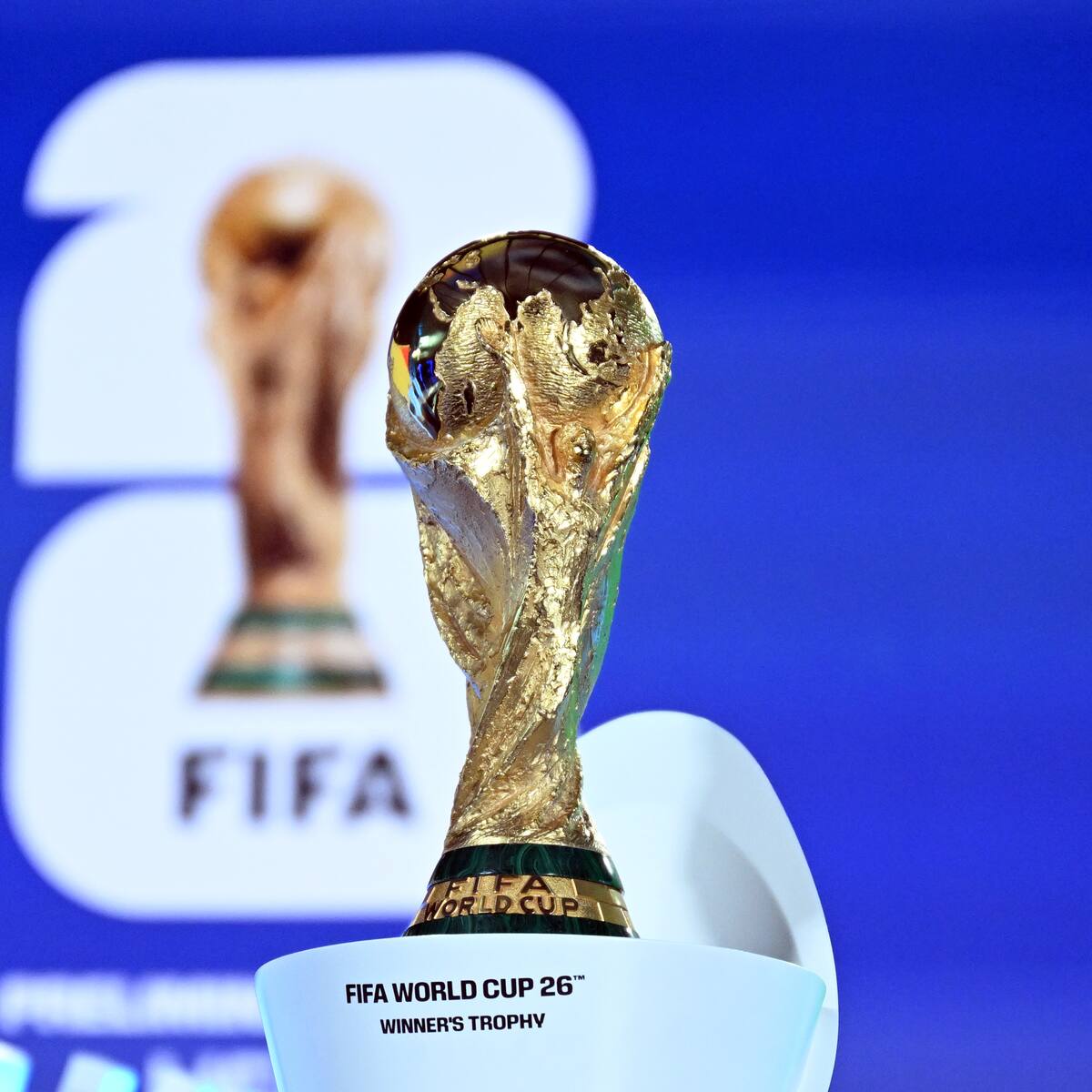 Seleccionado argentino recibe duro golpe de la FIFA: arriesga perderse el Mundial