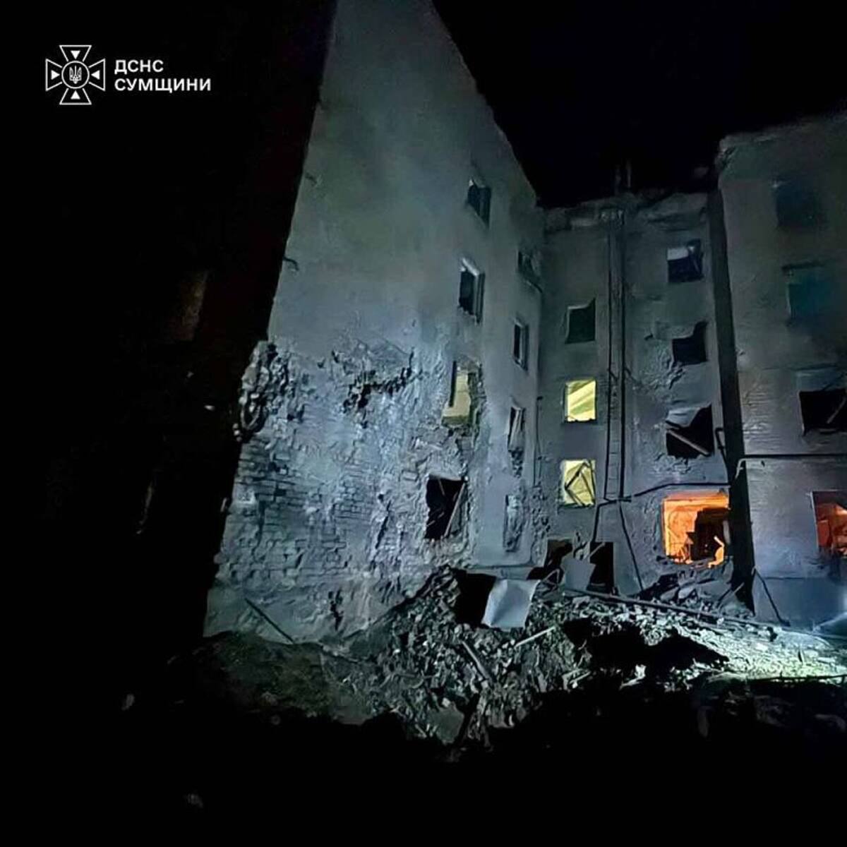 Nuevos bombardeos nocturnos rusos en Ucrania: tres personas mueren en ataques contra viviendas
