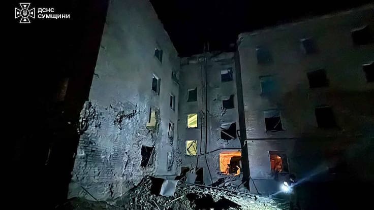 Nuevos bombardeos nocturnos rusos en Ucrania: tres personas mueren en ataques contra viviendas