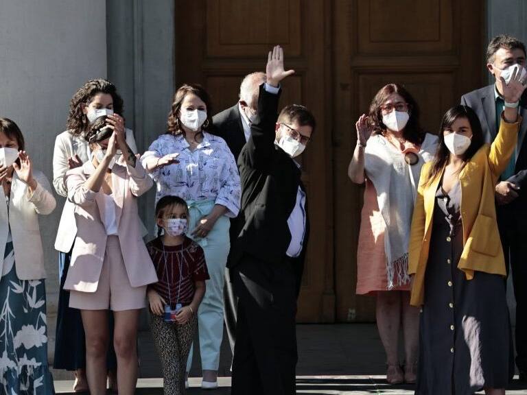 Presidente electo Gabriel Boric realiza su primera reunión con futuro gabinete este viernes