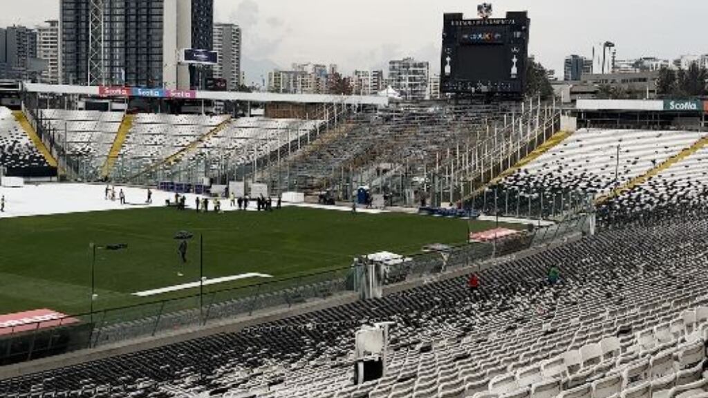 Gerente de Operaciones de la ANFP ratifica al Monumental como sede del Chile-Colombia: "Es una cancha que cumple bastante bien el requerimiento del juego"