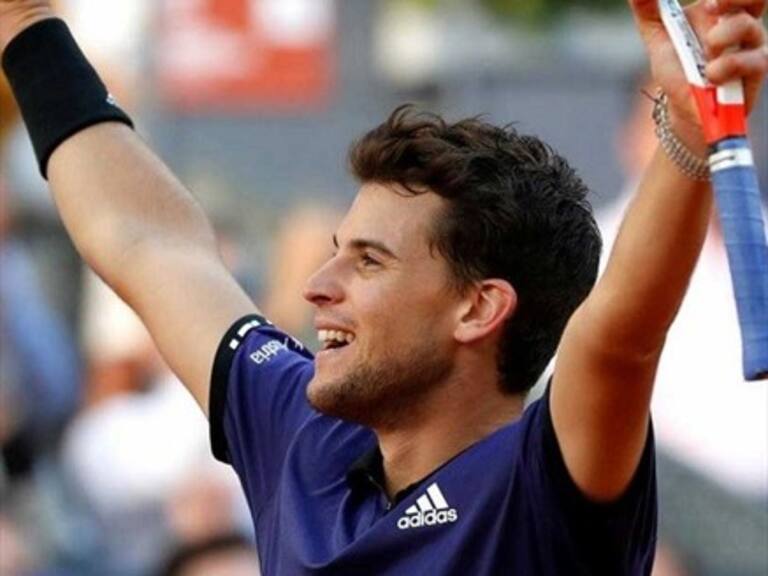 Dominic Thiem derrotó a Novak Djokovic y avanzó a las semifinales del Masters de Londres
