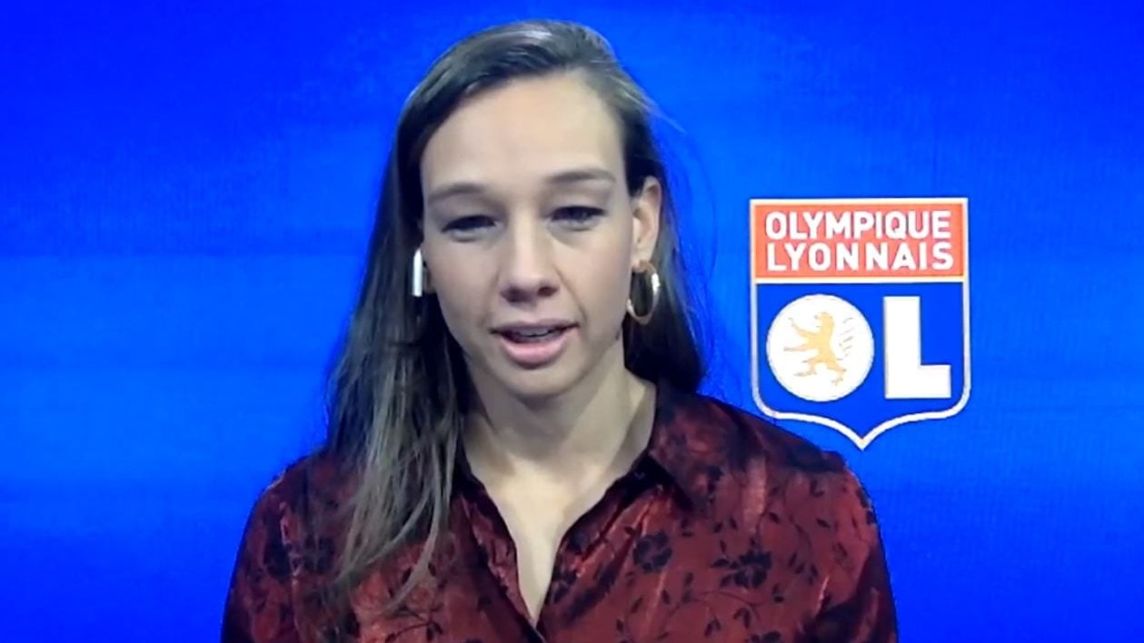 Christiane Endler: "Venir desde un país tan poco desarrollado en el fútbol femenino y ganar el premio The Best es un honor"