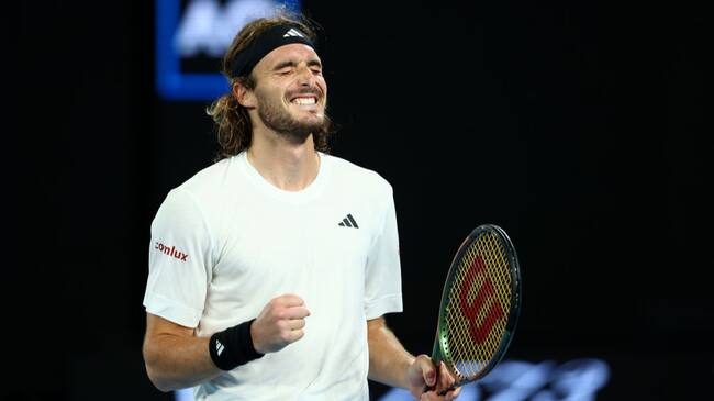 Stefanos Tsitsipas se mete sin problemas en las semifinales del Abierto de Australia
