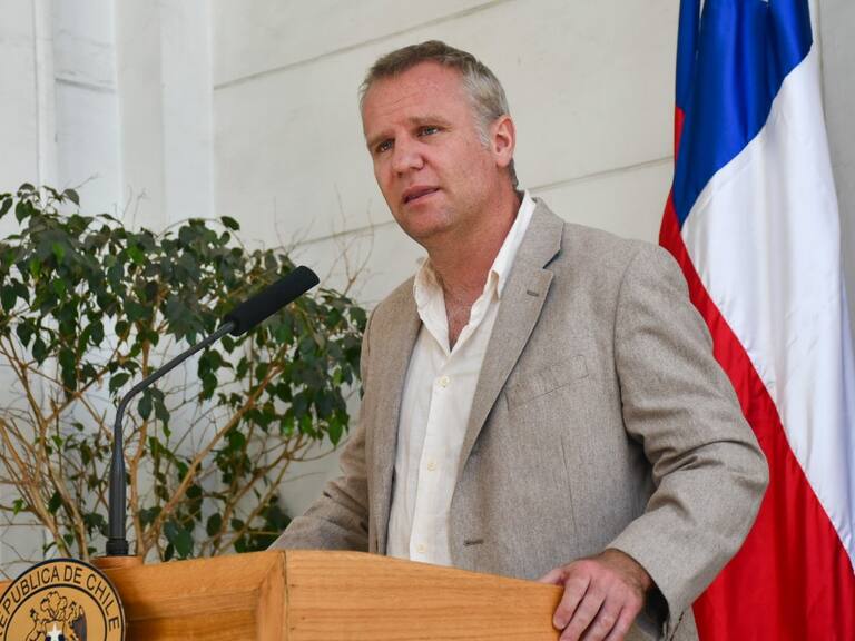 23 de Marzo 2023 / SANTIAGOComisionado Felipe Kast.
En el marco de la propuesta de "fast track" legislativo en materias de seguridad, el Presidente del Senado, Juan Antonio Coloma, se reúne con los presidentes de las comisiones de Constitución y Seguridad, Luz Ebensperger y Felipe Kast.
VICTOR HUENANTE / AGENCIAUNO