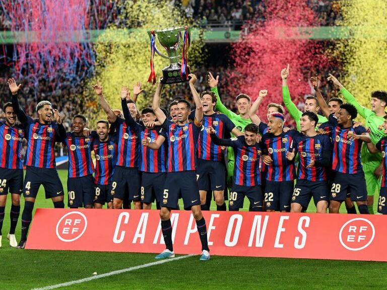 Barcelona festejó un nuevo título de Liga en España con una derrota ante la Real Sociedad
