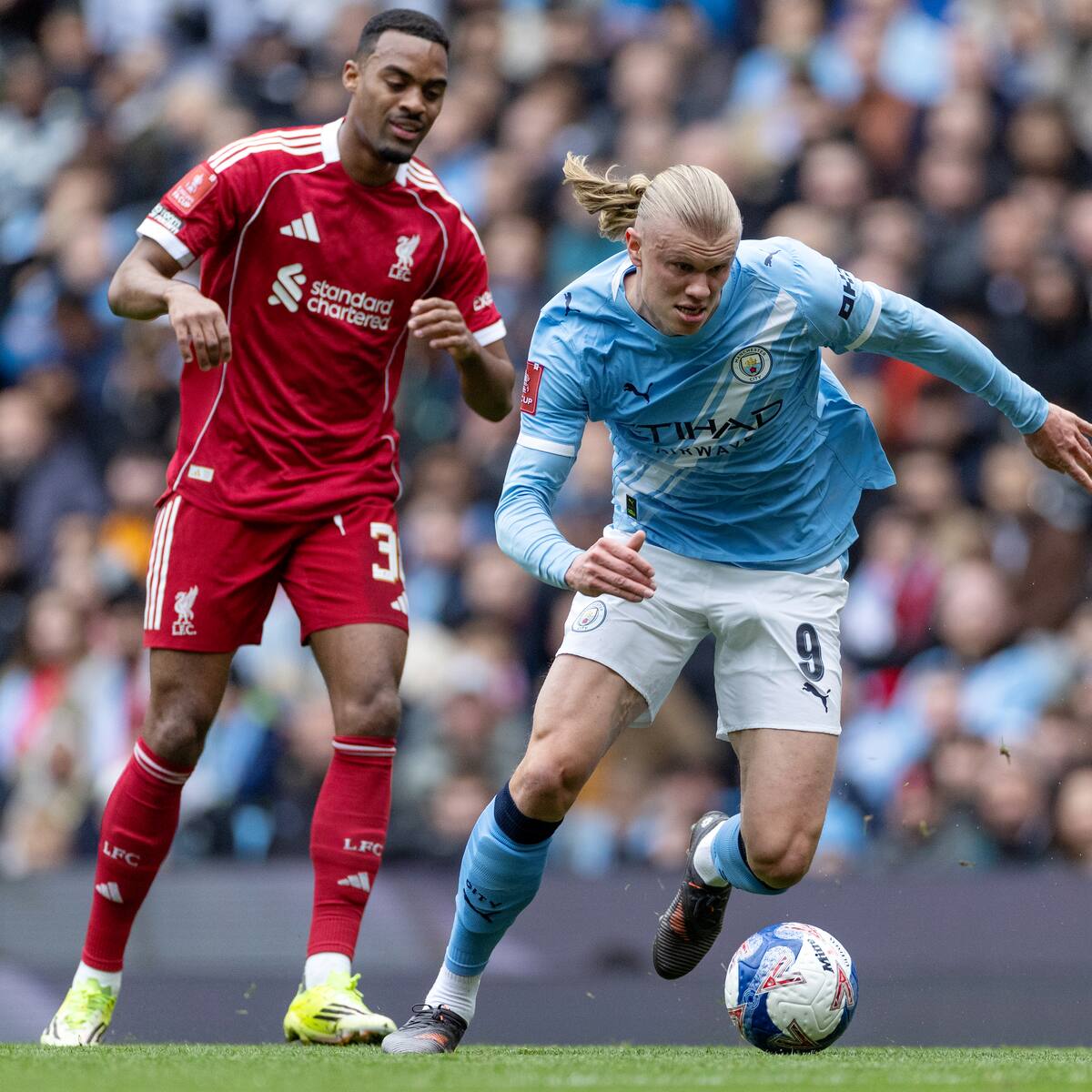 Liverpool vs Manchester City: cuándo juegan y dónde se puede ver online y por TV el clásico de la fecha en la Premier League en Chile