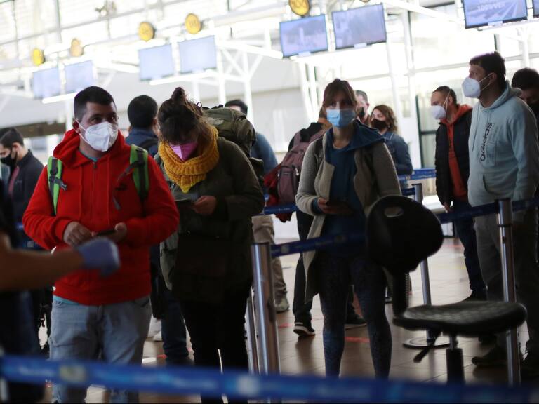Estados Unidos llamó a no viajar a Chile: Argumentaron altos índices de covid-19 y manifestaciones recurrentes