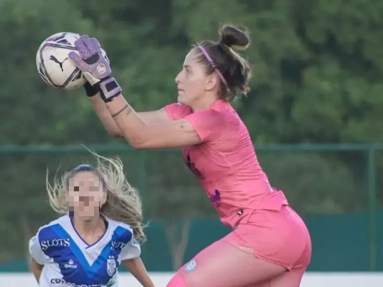 “Me miraban con asco”: arquera paraguaya acusa racismo en Perú por ser blanca y rubia