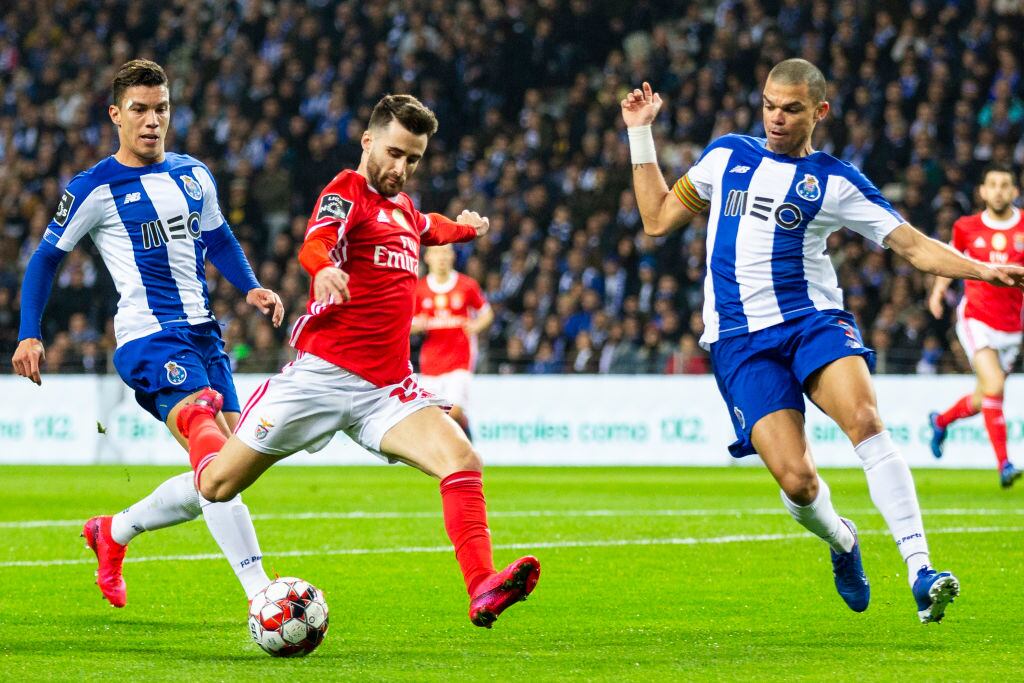 Benfica enfrenta a Porto en la Liga de Portugal
