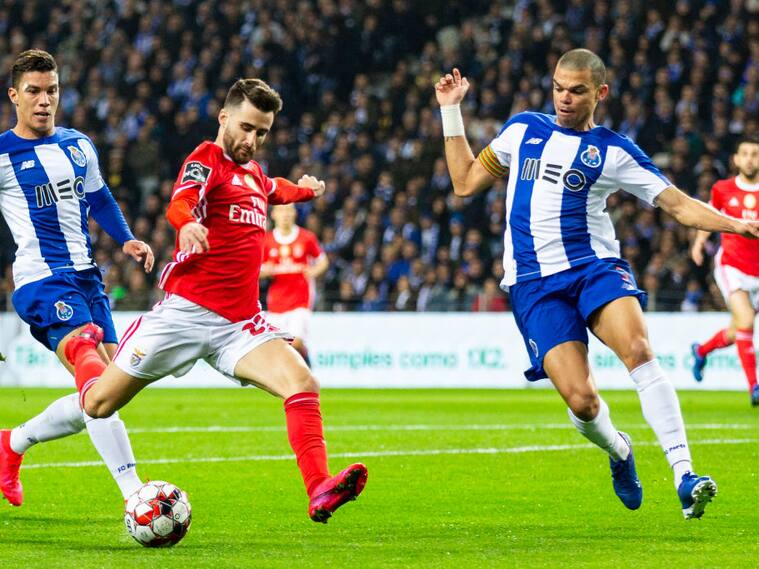Benfica enfrenta a Porto en la Liga de Portugal