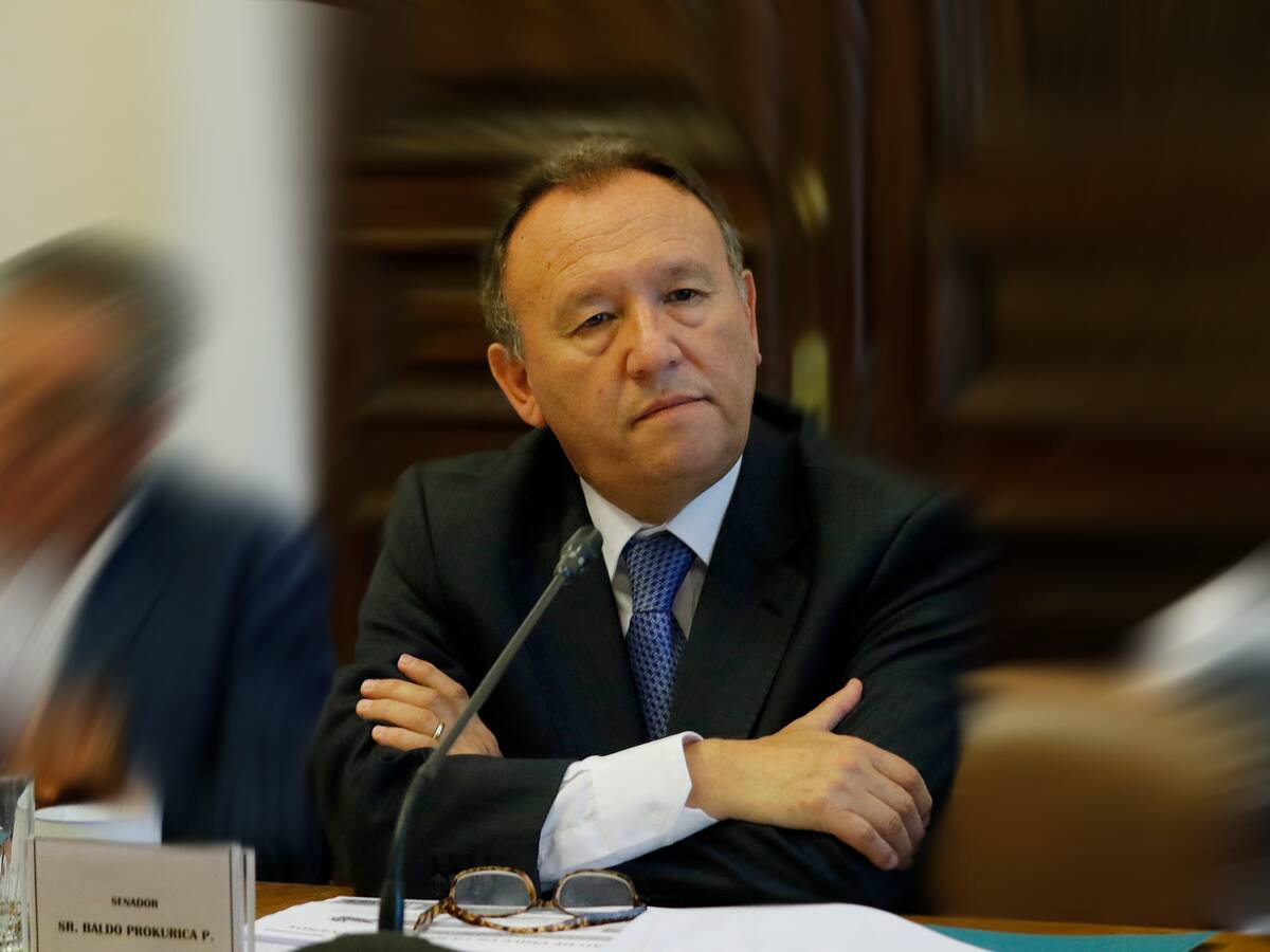 Oposición defiende elección de José García Ruminot como presidente del Senado y critica objeciones del Gobierno