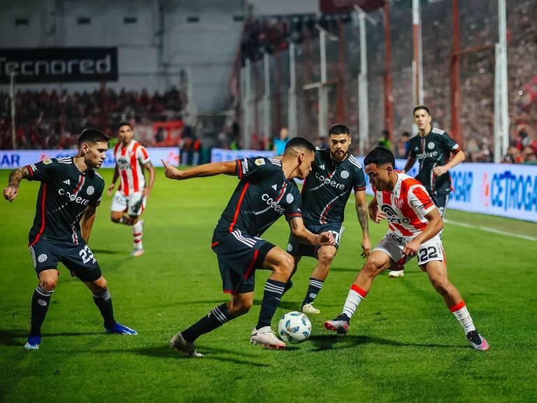 Instagram @damianpuebla_