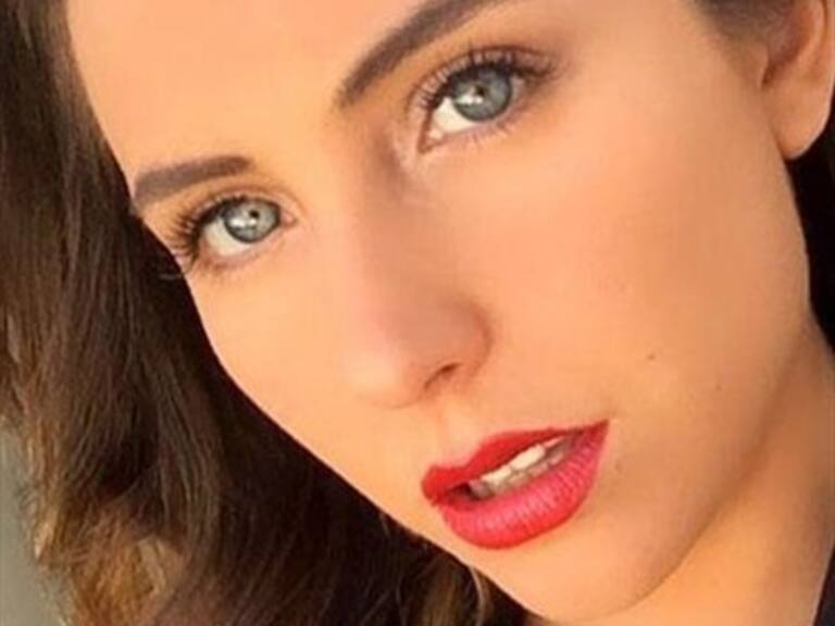 «Pareces la típica rubia tonta»: Angela Duarte se llena de crueles comentarios por su nuevo look