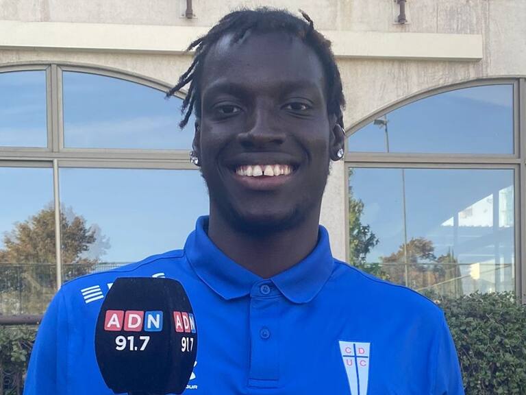Viene de África y su primer gol fue contra Colo Colo: Ousman Touray relata su historia y explica cómo llegó a la UC