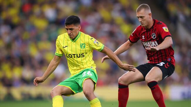 Marcelino Núñez fue titular en triunfo del Norwich por el Championship