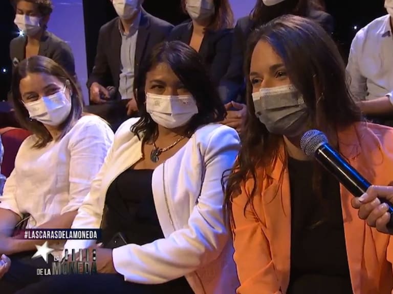 ¡Irina Primera Dama! Gabriel Boric presentó a su polola y le declaró su amor con poema frente a Don Francisco