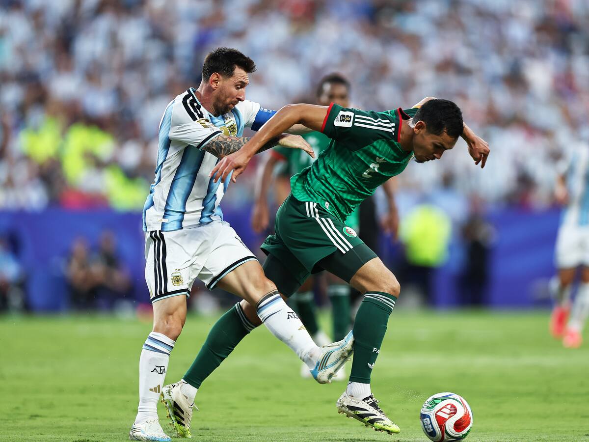Jugador de Argelia que sufrió el planchazo de Messi alza la voz y lanza duro descargo: “Si me fracturaba…”