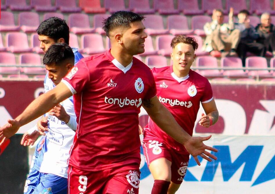 Una completa locura: el intratable poder goleador de Lionel Altamirano desde su arribo al fútbol chileno | X: Deportes La Serena