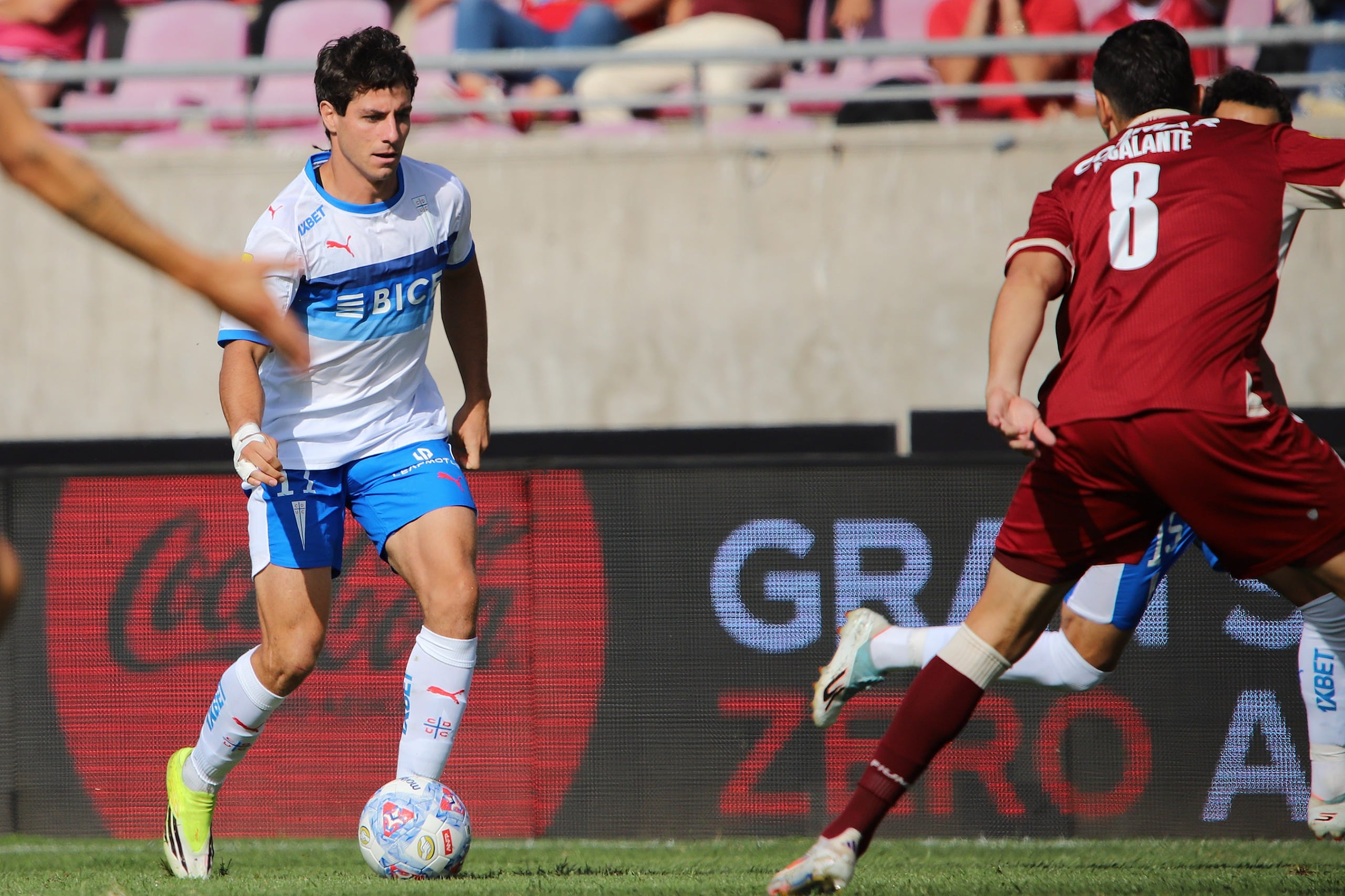 Deportes La Serena recibe a la Universidad Católica en La Portada