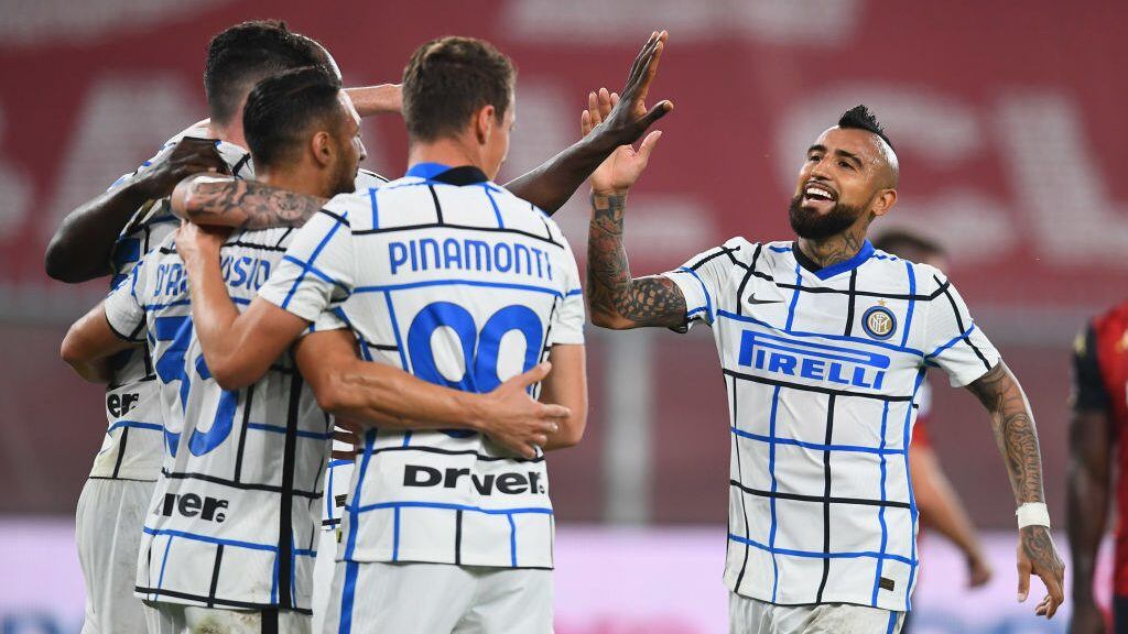 GENOA, ITALY - OCTOBER 24: Danilo D'Ambrosio of FC Internazionale celebrates with team-mates after scoring the second goal during the Serie A match between Genoa CFC and FC Internazionale at Stadio Luigi Ferraris on October 24, 2020 in Genoa, Italy. (Photo by Claudio Villa - Inter/Inter via Getty Images)