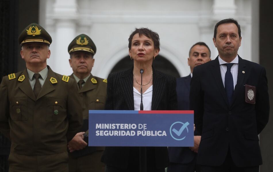 Agencia UNO | La ministra del Interior, Carolina Tohá, tras reunión con altos mandos de la PDI y Carabineros