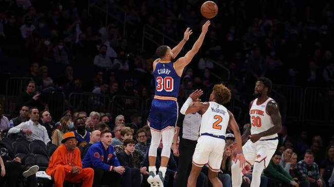Stephen Curry récord triple