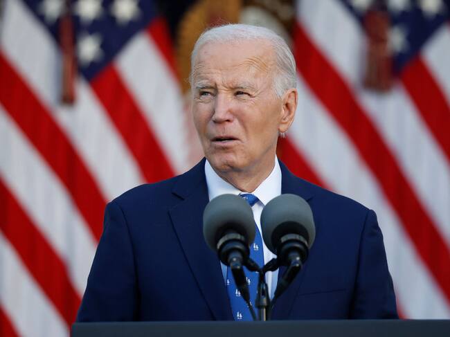 El saliente presidente de Estados Unidos, Joe Biden, habla en la Casa Blanca