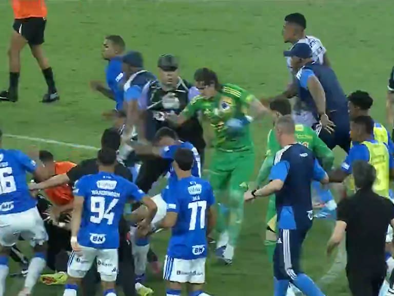 Batalla campal empaña título del Cruzeiro en la final del Campeonato Mineiro