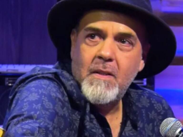 Ni Salfate se atrevió a tanto: Óscar Andrade lanza teoría conspirativa sobre el plebiscito y el himno nacional en el Mundial del 2014