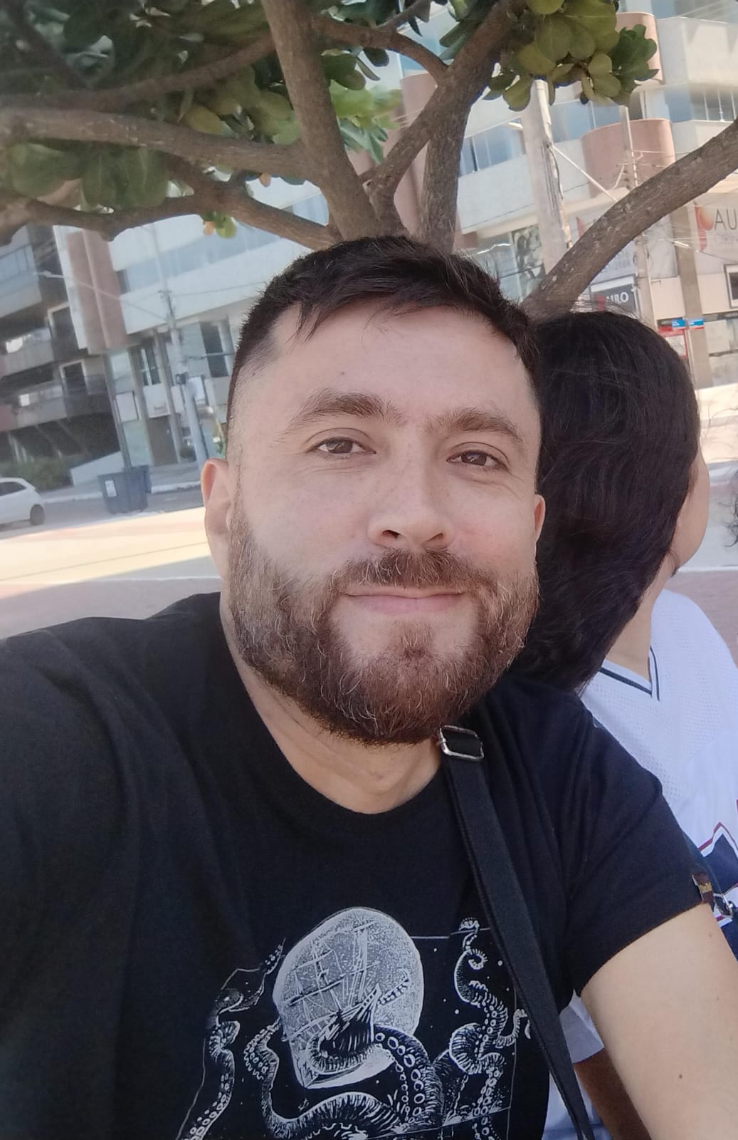 Jean Espinoza, ex militar chileno en Guarapari, Estado de Espírito Santo, Brasil