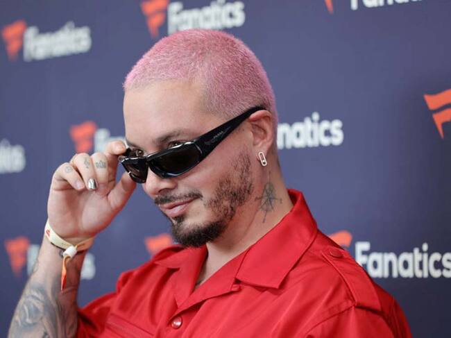 J Balvin en Premios Grammy 2022