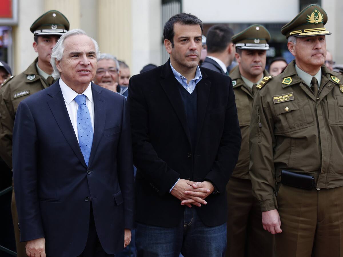 Comisión investigadora citó a exministros del Interior Andrés Chadwick y Rodrigo Delgado por “Caso Audios”
