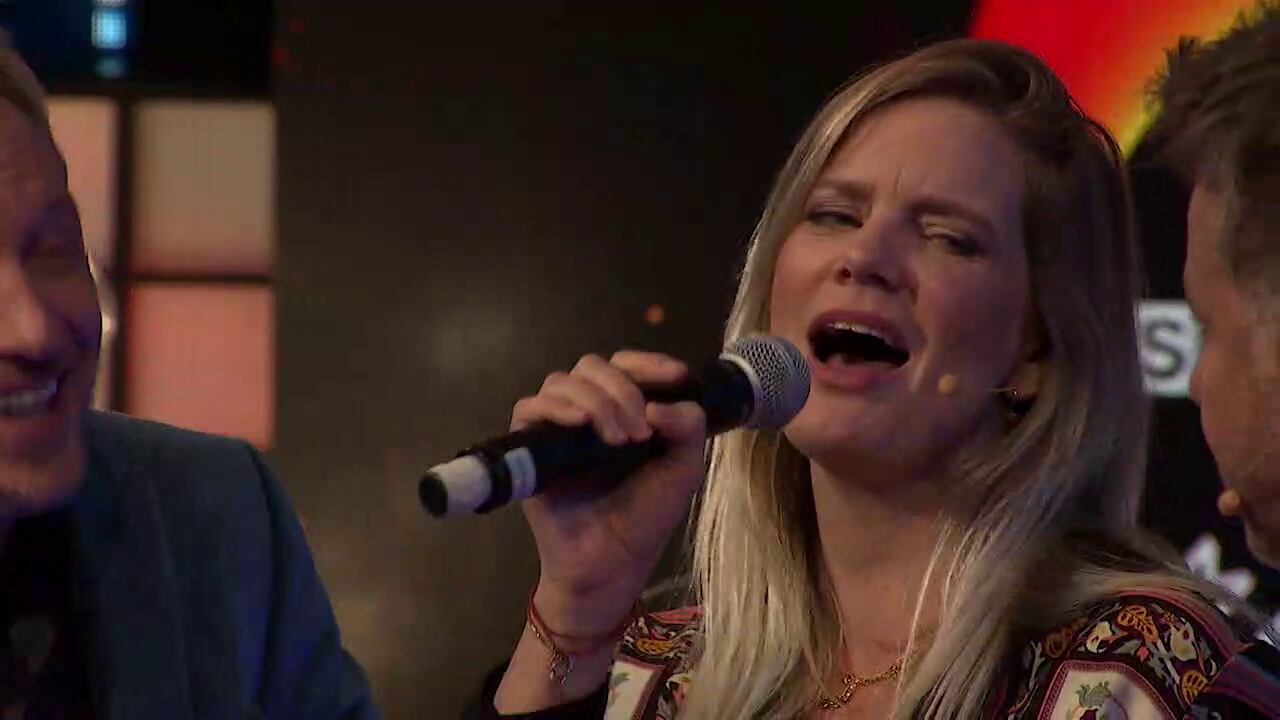 Javiera Acevedo mostró su talento oculto en "Los 5 Mandamientos"