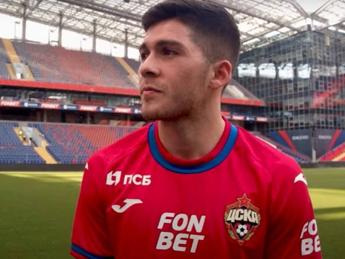 Víctor Méndez se pierde su primer partido en Rusia y CSKA Moscú explica que fue culpa de Unión Española