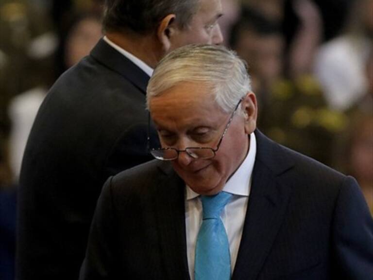 Obispo Eduardo Durán recibe al mes más de $30 millones en diezmo