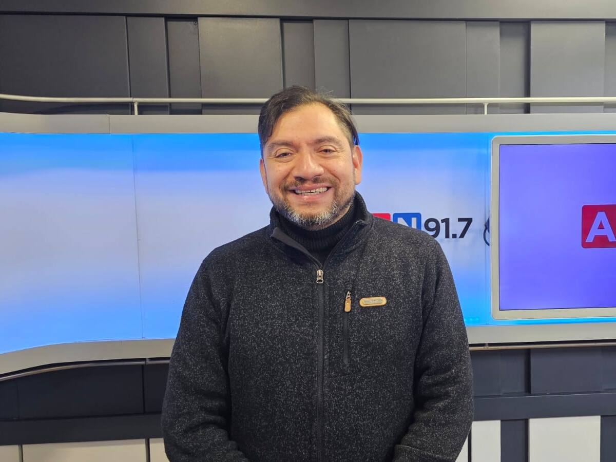Don Rorro apuesta por Joe Vasconcellos para Viña y defiende la Gaviota de Platino a Mon Laferte