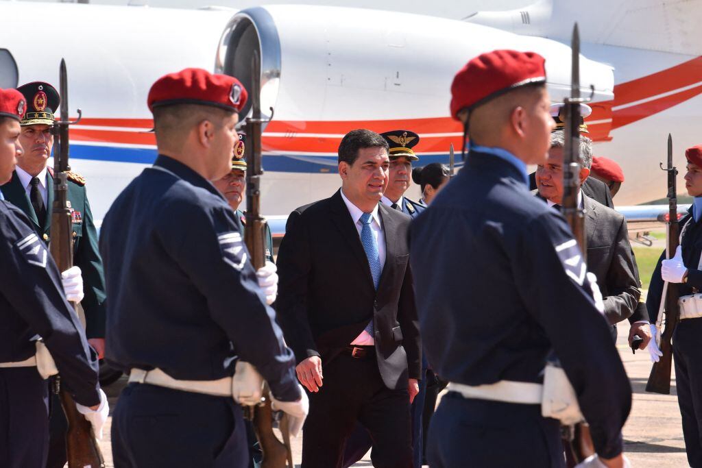 El vicepresidente de Paraguay, Hugo Velázquez, llegando a Asunción